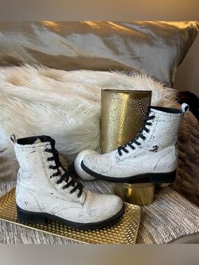 Frye Veronica Combat Boots in Distressed White Crackled Leather MSRP$298